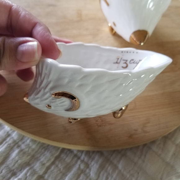 Anthropologie | Hedgehog Measuring Cup - Picture 6 of 8